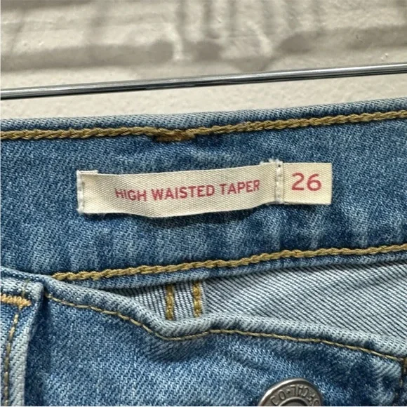 Levi’s high waisted taper jeans - Picture 12 of 12